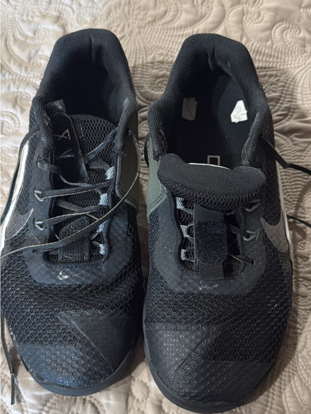 Nike Women's Black Athletic Shoes with Silver Swoosh